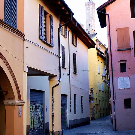 Appartamento Alle Due Torri Bologna Exterior photo